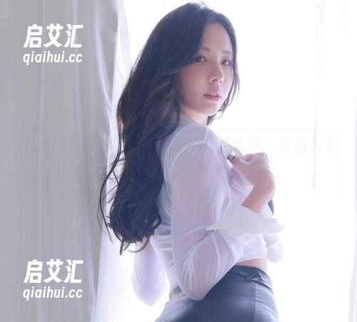 Habin夏彬(하빈)的比基尼攻击合集：清凉一夏，更新来袭，快来围观