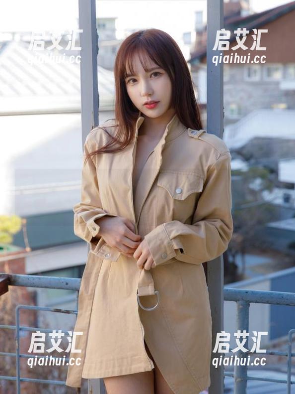 大家快来看！Seoyool(서율)的最新套图：草莓内裤与摇曳灯笼裤