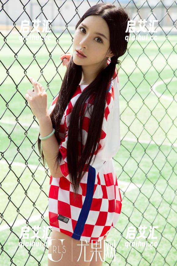 UGirls尤果网 - 信悦儿婚纱图集大解锁，福利满满，快来围观这位‘绝对婚纱达人’！