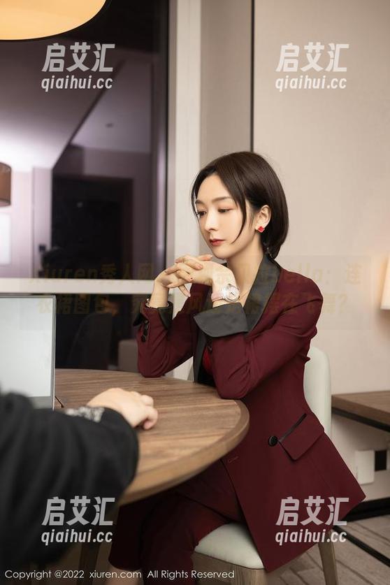 Xiuren秀人网-佘贝拉bella Xiuren秀人网 - 围观佘贝拉bella:连衣裙图包,究竟是风还是裙摆在飞舞?
