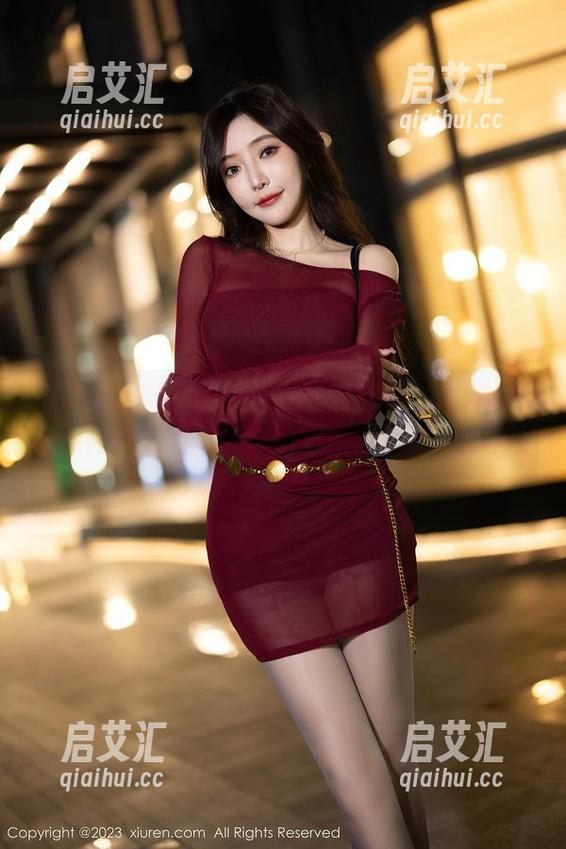 Xiuren秀人网-孟狐狸FoxYini Xiuren秀人网 - 从教室到图库,孟狐狸FoxYini的作品颠覆了我对‘学习’的定义