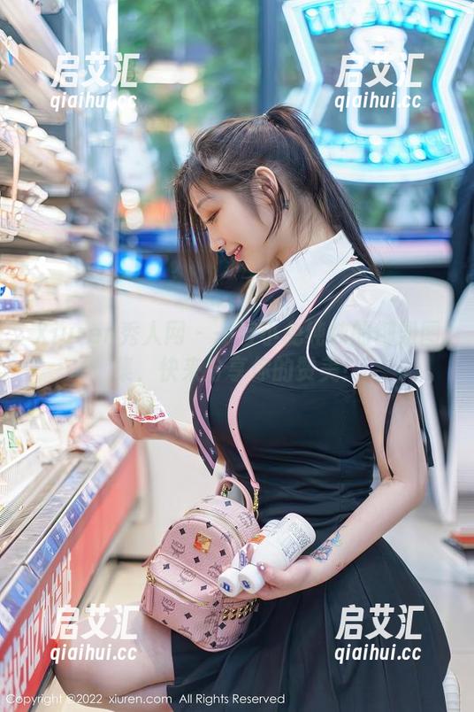Xiuren秀人网-小兔纯纯 Xiuren秀人网 - 一波小兔纯纯的御姐图集,快来分享你的赞美!