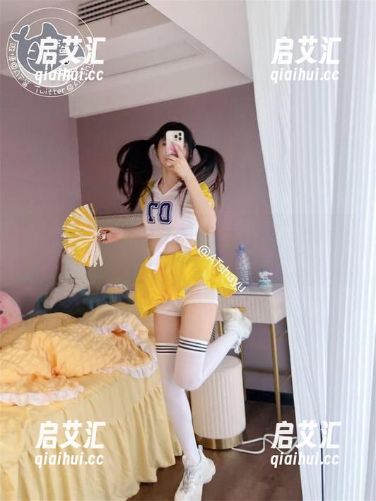 最新“你的女友”上线，at鲨鱼的作品总有种魔力！