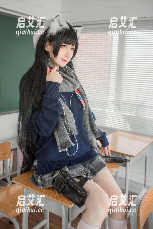 izumi泉桃子的运动写真，看看怎么养成一个满分身材！