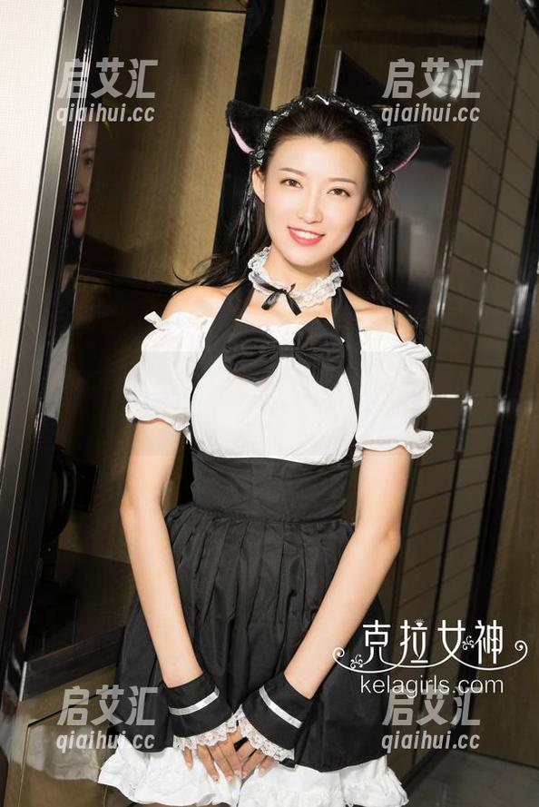 克拉女神 - 油亮之下，大阳最新写真集中的微光和暗影