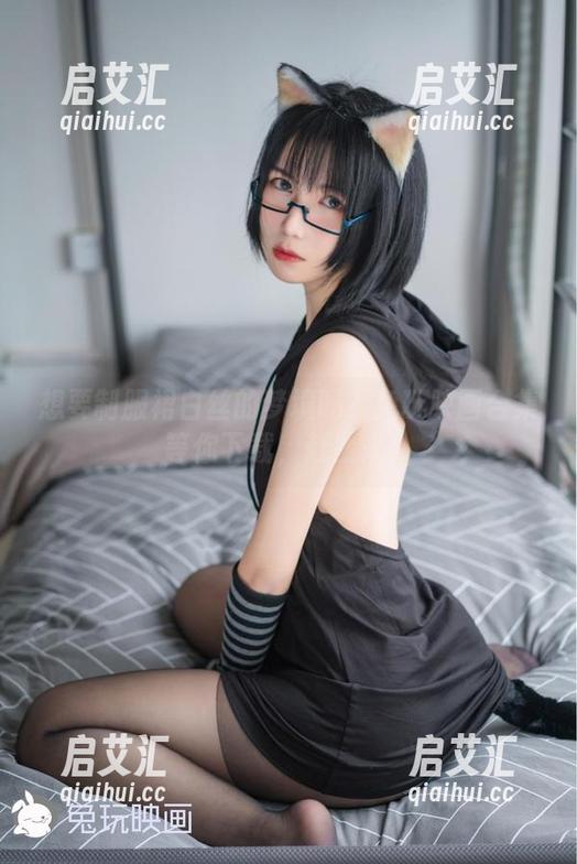 想要制服裙白丝的梦境吗？兔玩映画合集等你下载，赶紧来！
