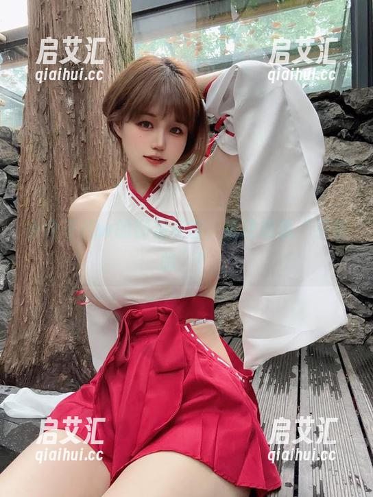 小仓千代w的御姐美图，谁还敢说“只看脸”？
