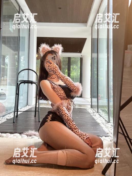 小玉吃果冻 微密圈 - 震惊!小玉吃果冻在线写真有牛奶般的肌肤,真让人羡慕。