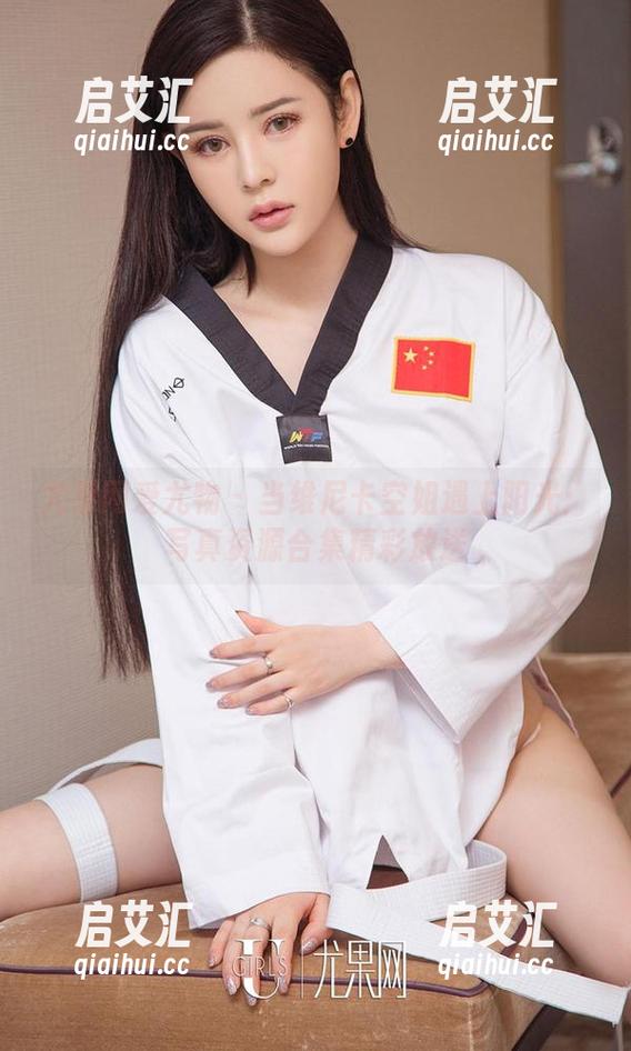 尤果网爱尤物-维尼卡 尤果网爱尤物 - 当维尼卡空姐遇上阳光:写真资源合集精彩放送
