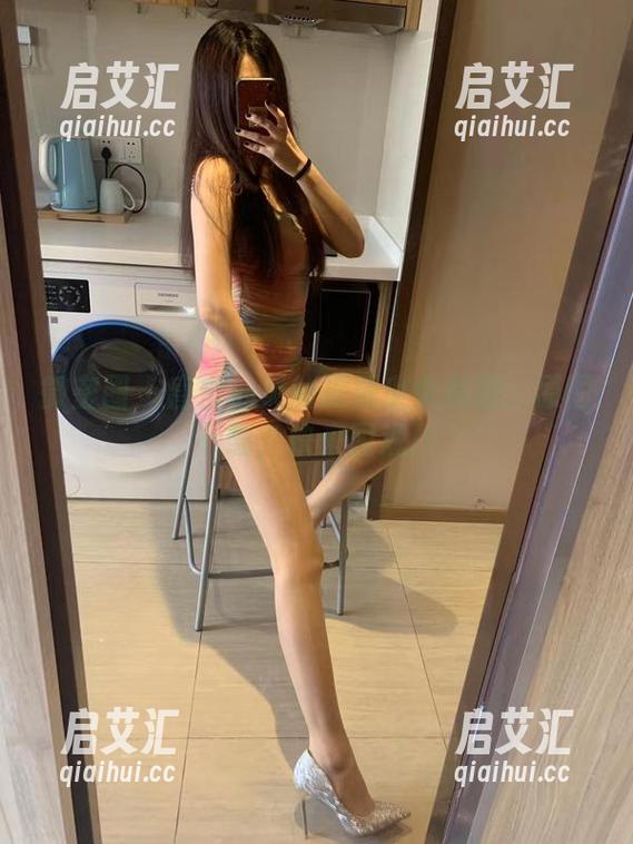 提袜少女 微密圈 - 直击心灵的提袜少女美脚:原图下载,快来围观!