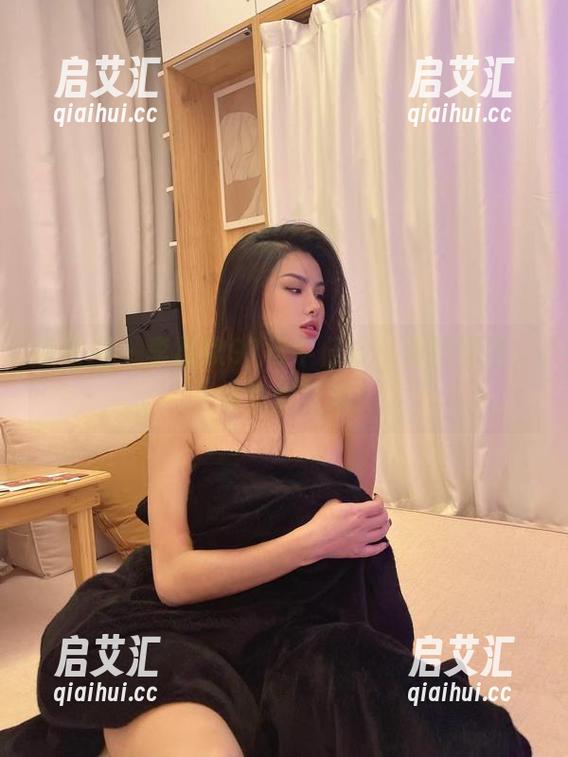 李嘉欣97 微密圈 - 李嘉欣97与牛仔裤:美图壁纸,一场视觉狂欢!