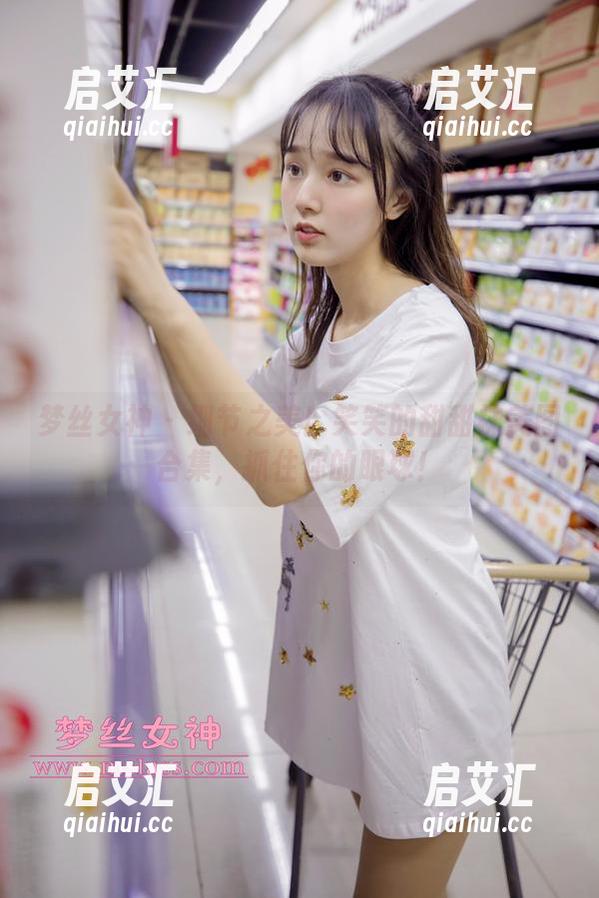 梦丝女神-笑笑 梦丝女神 - 细节之美!笑笑的甜甜袜美图合集,抓住你的眼球!