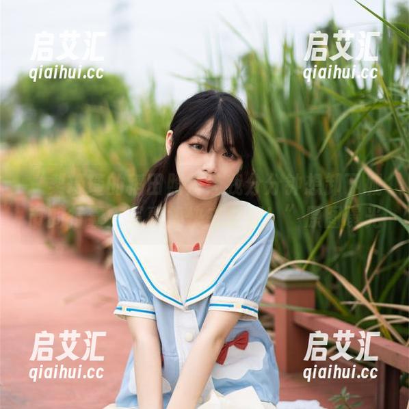 “梨瑾瑾的稻田照片让我分分钟想卸下城市的行囊：写真集快来围观！”原图曝光