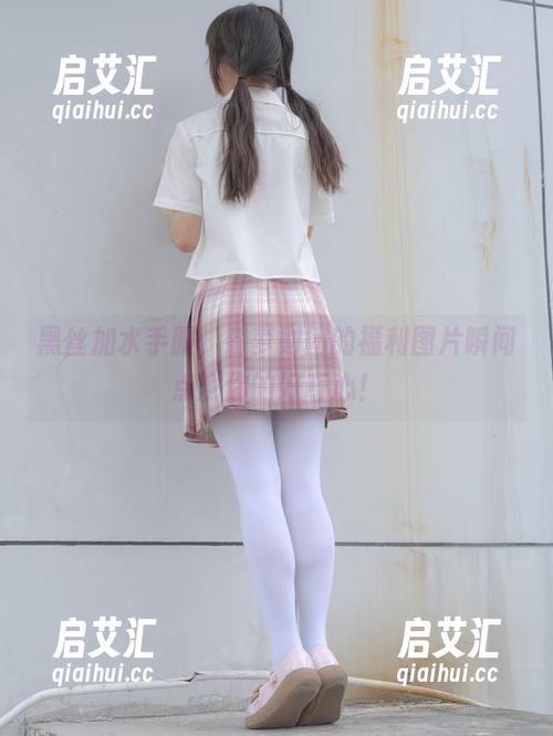 森萝财团 黑丝加水手服,森萝财团的福利图片瞬间点燃你的好奇心!