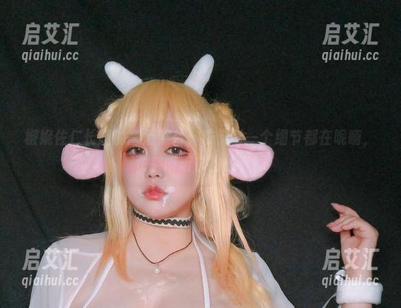 椒妮佐仁长腿的高清照片，仿佛每一个细节都在呢喃，快来听听它的故事！