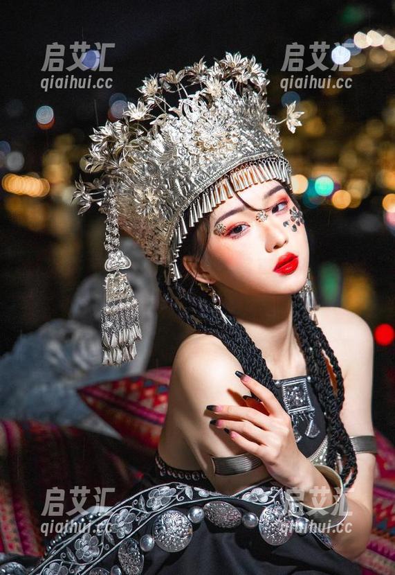 瓦斯塔亚小龙虾最新护士写真曝光，图片充满神秘的吸引力。
