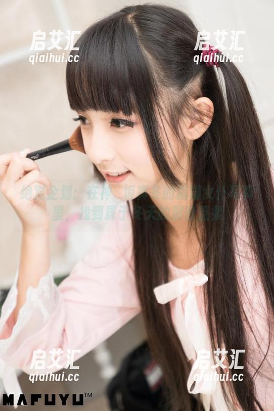 绝对企划：在神楽坂真冬的猫脚女仆写真里，找到属于冬天的那份温柔