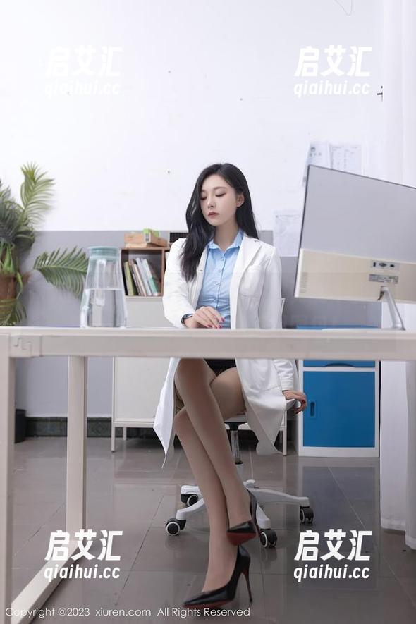 秀人网 - 小夕Kitty的泳装究竟能不能抵挡阳光？来看看她的美图图包！