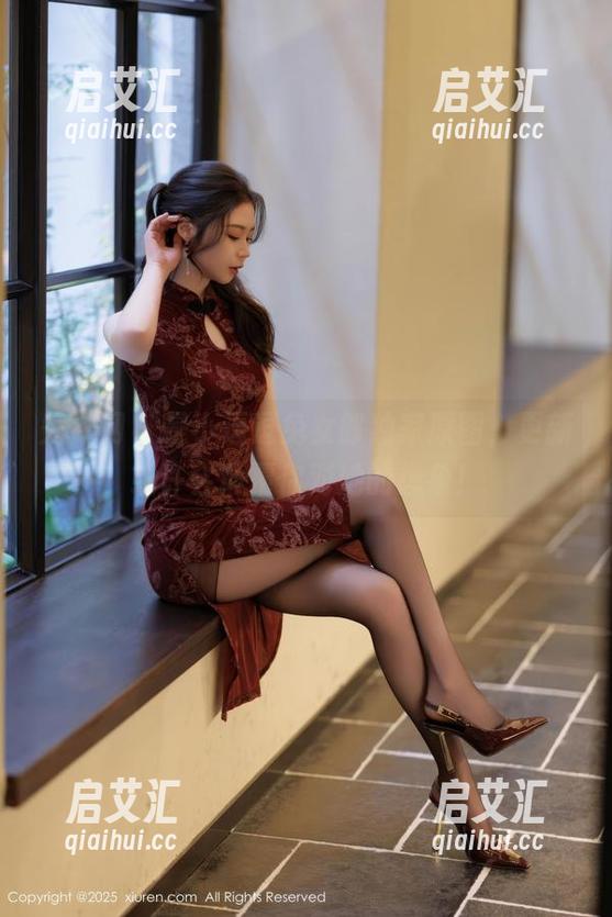 秀人网 - 是小逗逗兔女郎独家原图，更新或许会颠覆你对她的想象！