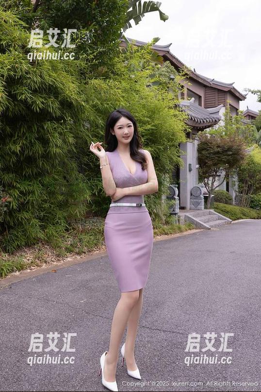 秀人网 - 谁说花嫁只能有温柔？李七喜的私拍让你大开眼界！