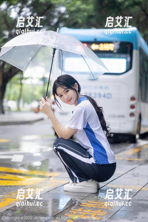 秀人网 - 林星阑的海南旅拍：图片记录下的每一个颠覆