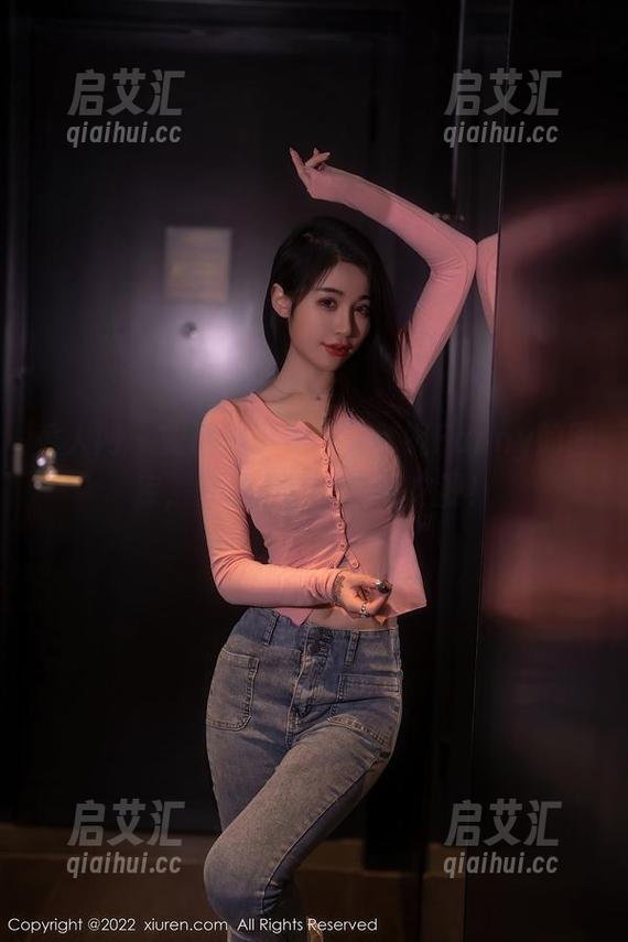 秀人网-陈梵妮Fanny 秀人网 - 安静的美足:陈梵妮Fanny的图库,悄悄撩拨的灵感之源!