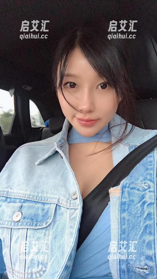 微密圈 - 童小芯红色写真合集：一秒变身小狐狸的秘密武器
