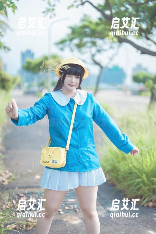 在线看看落落Raku，NightLiLy的美图真是神待少女的日常！