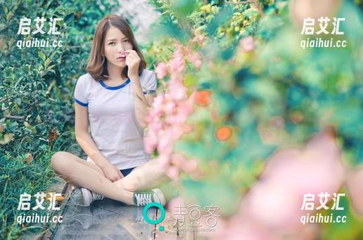 青豆客-妮小妖 青豆客 - 妮小妖的空姐气场合集:轻松捕捉那些飞翔瞬间